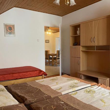 Jasmin Apartman Balatongyorok Bagian luar foto